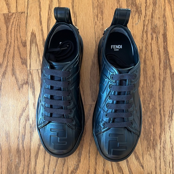 😊SOLD😊Fendi FF-embossed black leather flatform sneakers in 36.5 - Picture 8 of 12